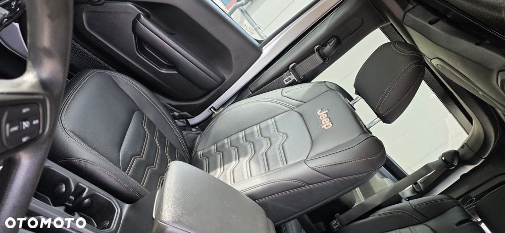 Jeep Wrangler - 14