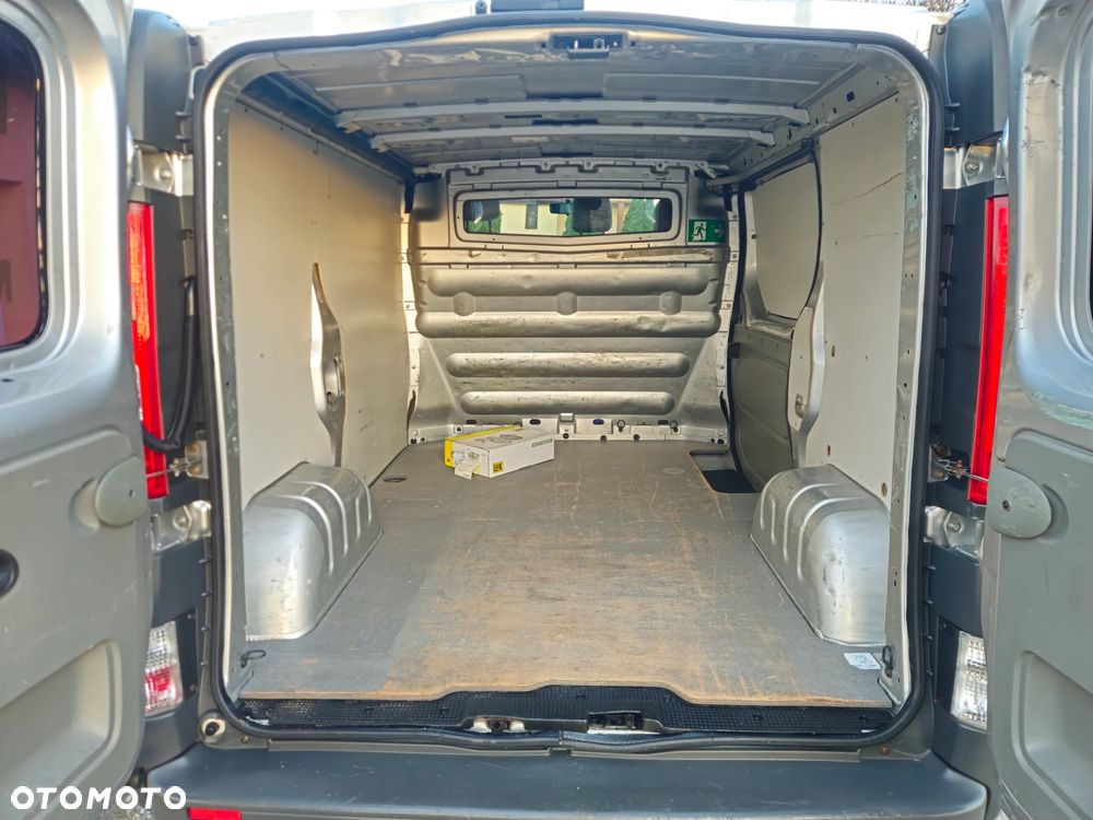 Opel VIVARO 2.0 cdti KLIMATYZACJA - 16