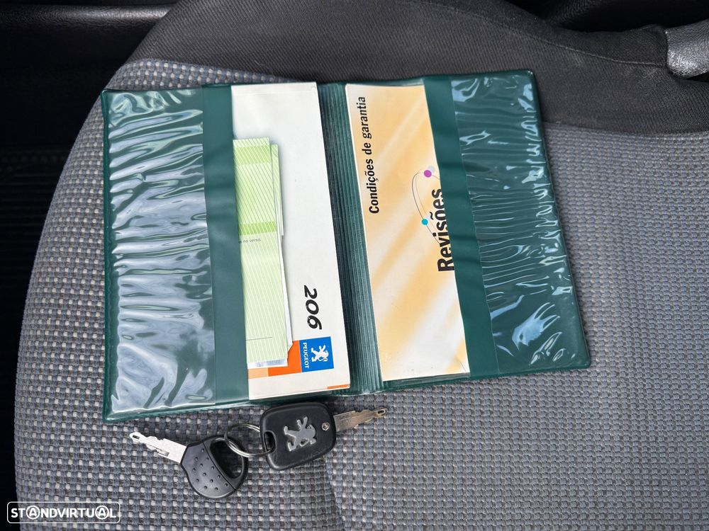 Peugeot 206 1.1 XR - 20