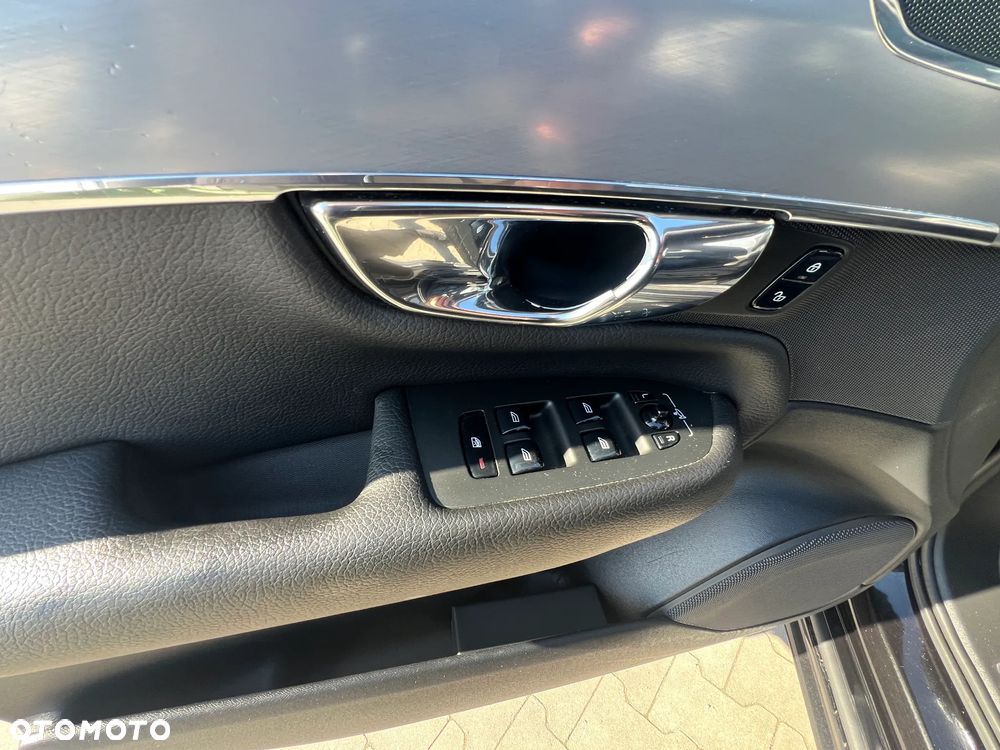 Volvo XC 90 D5 AWD Inscription 7os - 19