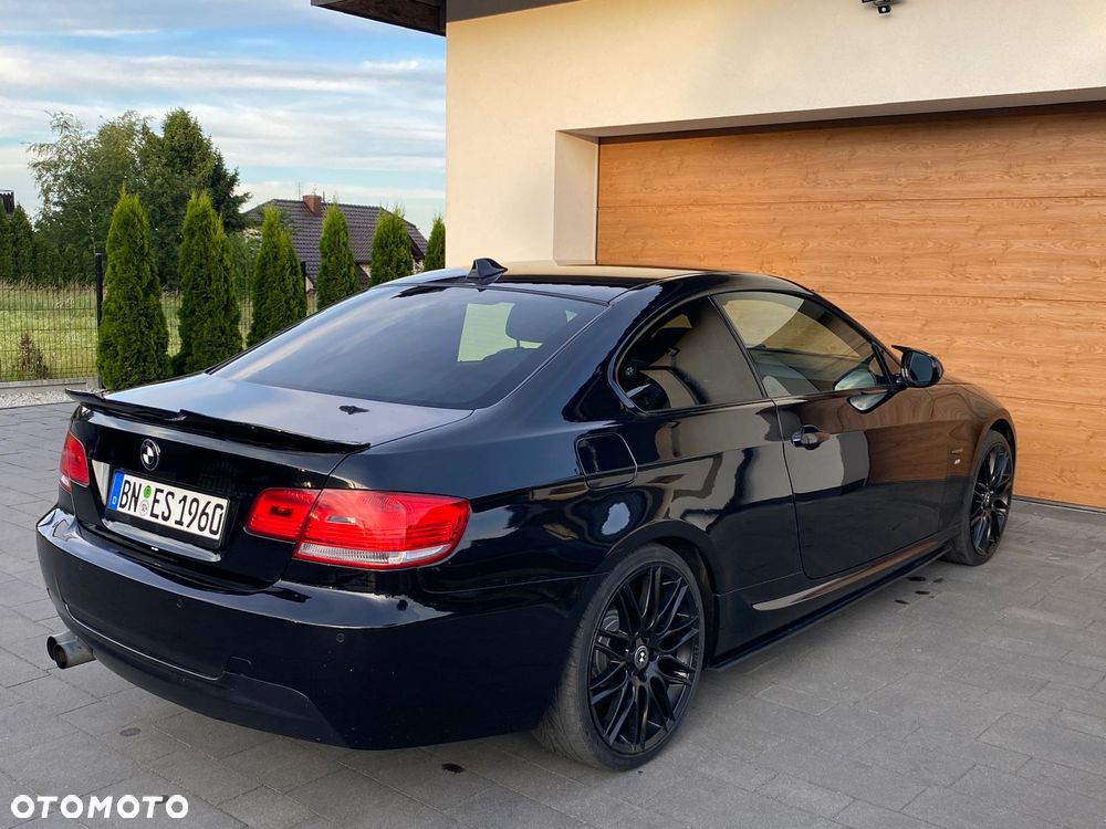 BMW Seria 3 320i Edition Exclusive - 13