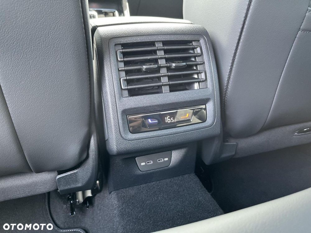 Volkswagen Golf - 13