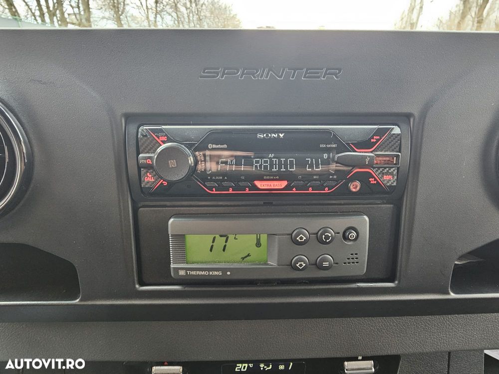 Mercedes-Benz Sprinter - 19