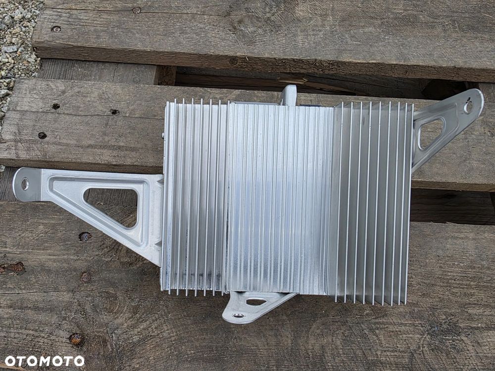 WZMACNIACZ DZWIĘKU GŁOŚNIKÓW TESLA 107974800E - 1