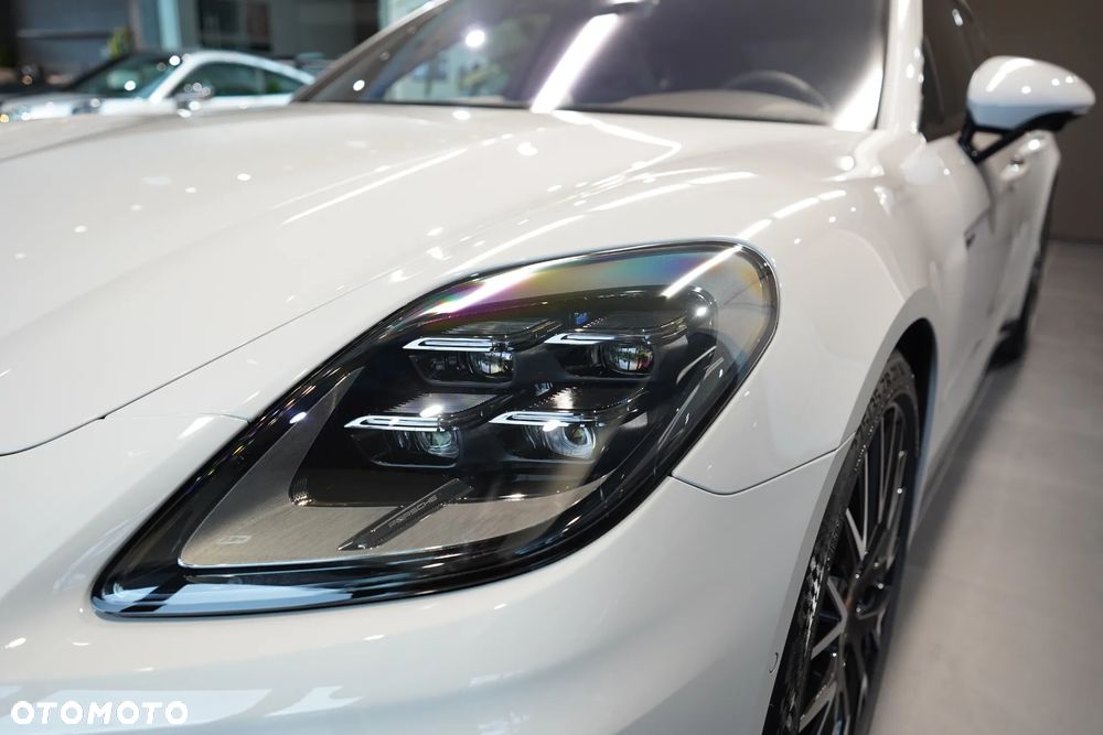 Porsche Panamera 4S E-Hybrid PHEV - 28