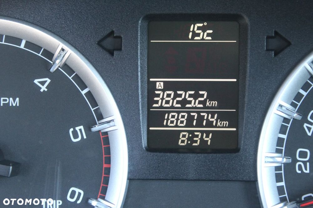 Suzuki Swift 1.3 DDiS Comfort - 12