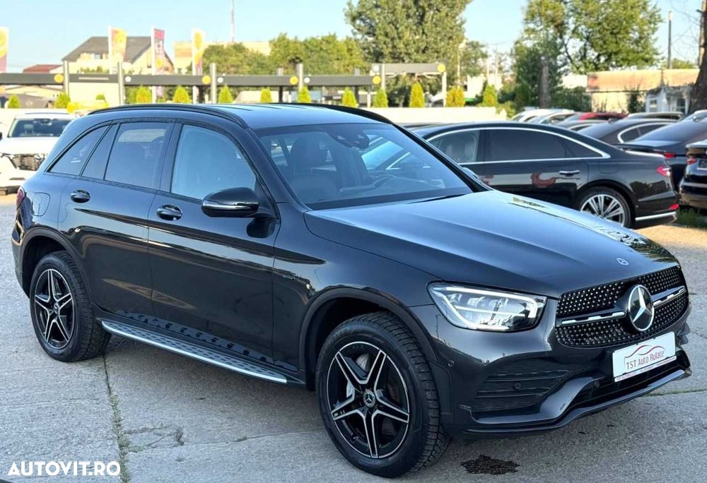 Mercedes-Benz GLC - 13