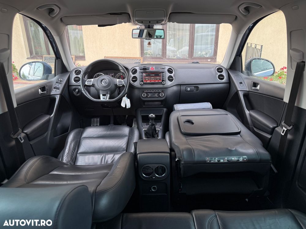 Volkswagen Tiguan 2.0 TDI DPF BlueMotion Technology Exclusive - 9