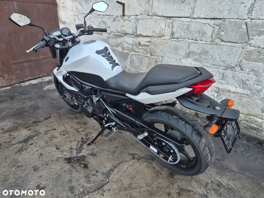 Yamaha XJ - 19