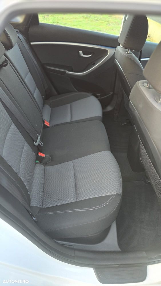 Hyundai i30 blue 1.6 CRDi YES! Gold - 21