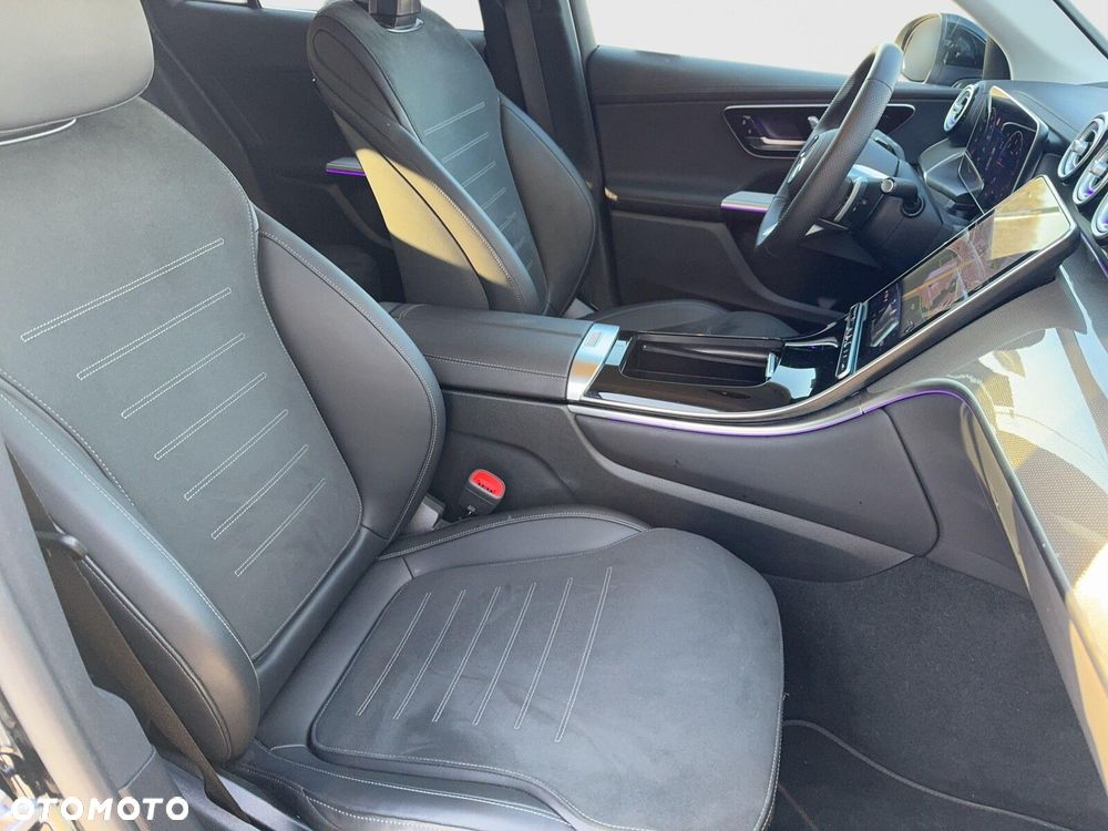 Mercedes-Benz GLC - 27