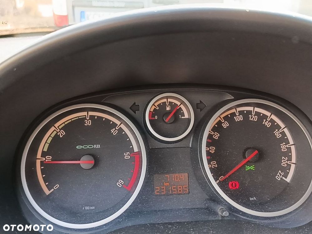 Opel Corsa 1.3 CDTI DPF - 5