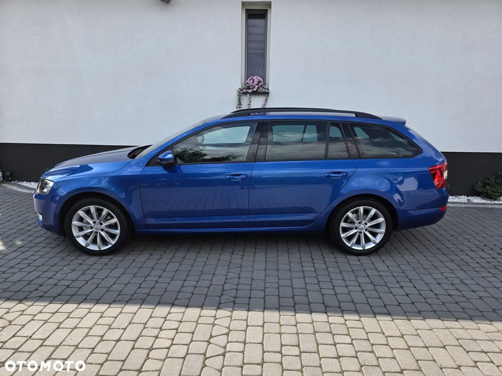 Skoda Octavia Combi 2.0 TDI Soleil - 6