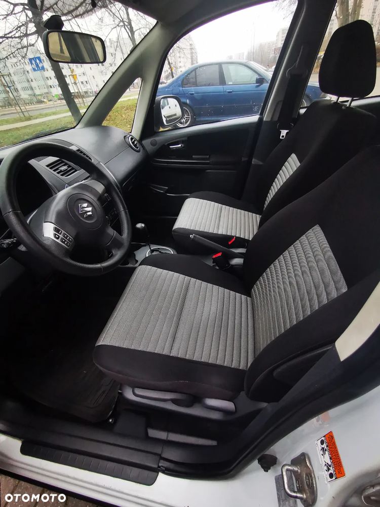 Suzuki SX4 - 7