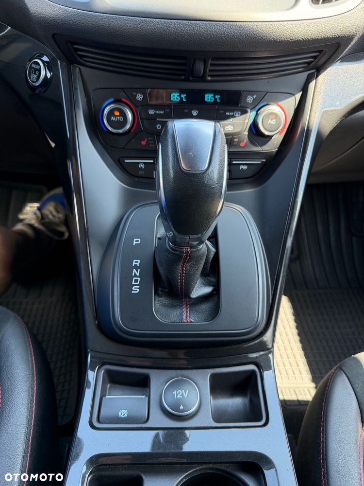 Ford Kuga - 34