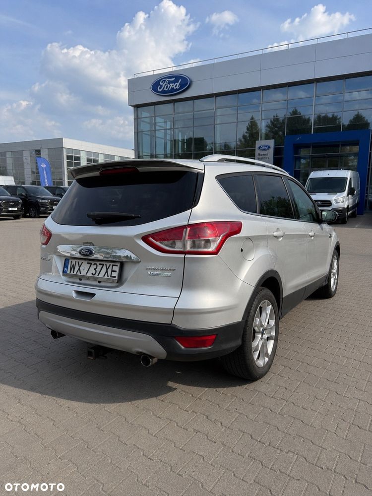 Ford Escape 2.0 EcoBoost AWD Titanium - 10