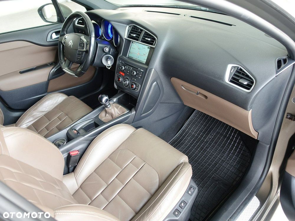 Citroën DS4 HDi 165 SportChic - 21