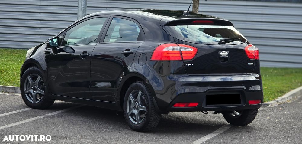 Kia Rio 1.2 GSL COMFORT - 3