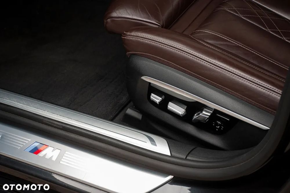 BMW Seria 7 730d xDrive - 23