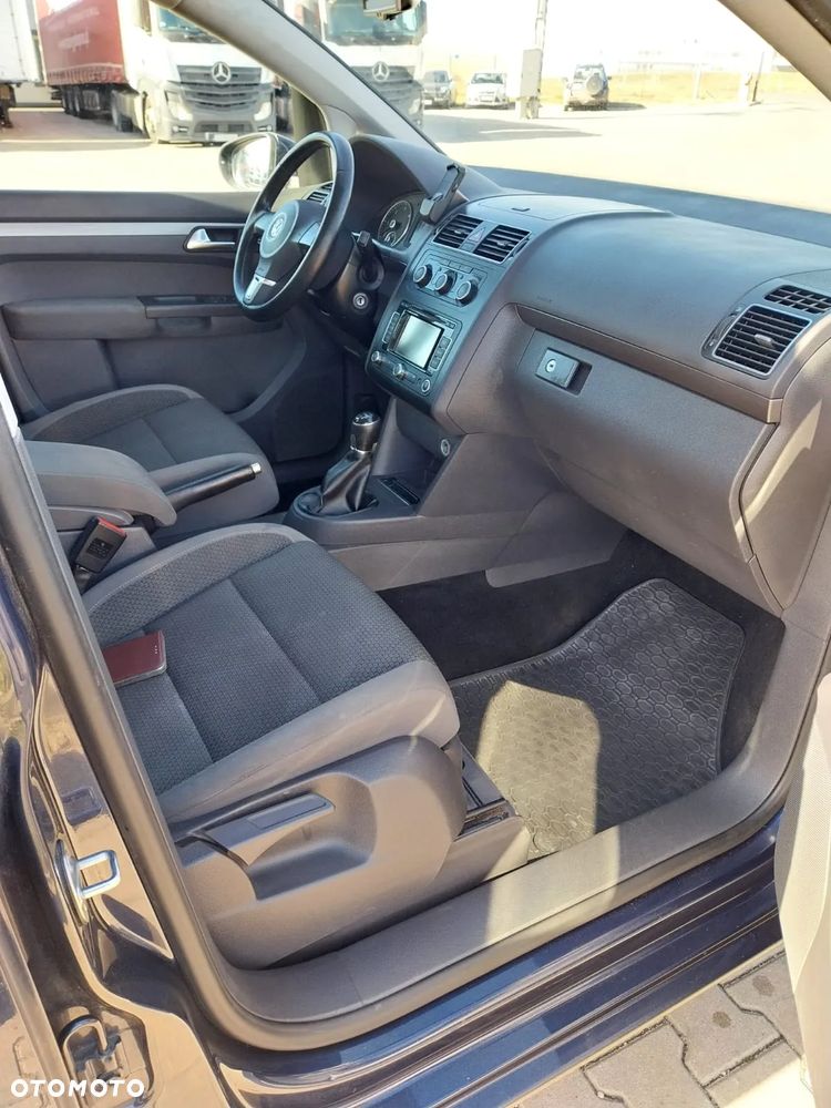 Volkswagen Touran 1.6 TDI DPF Comfortline - 13