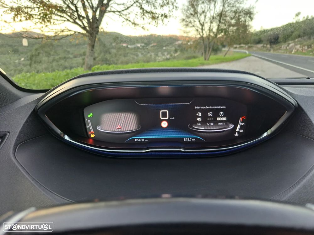 Peugeot 5008 1.5 BlueHDi GT Line - 18