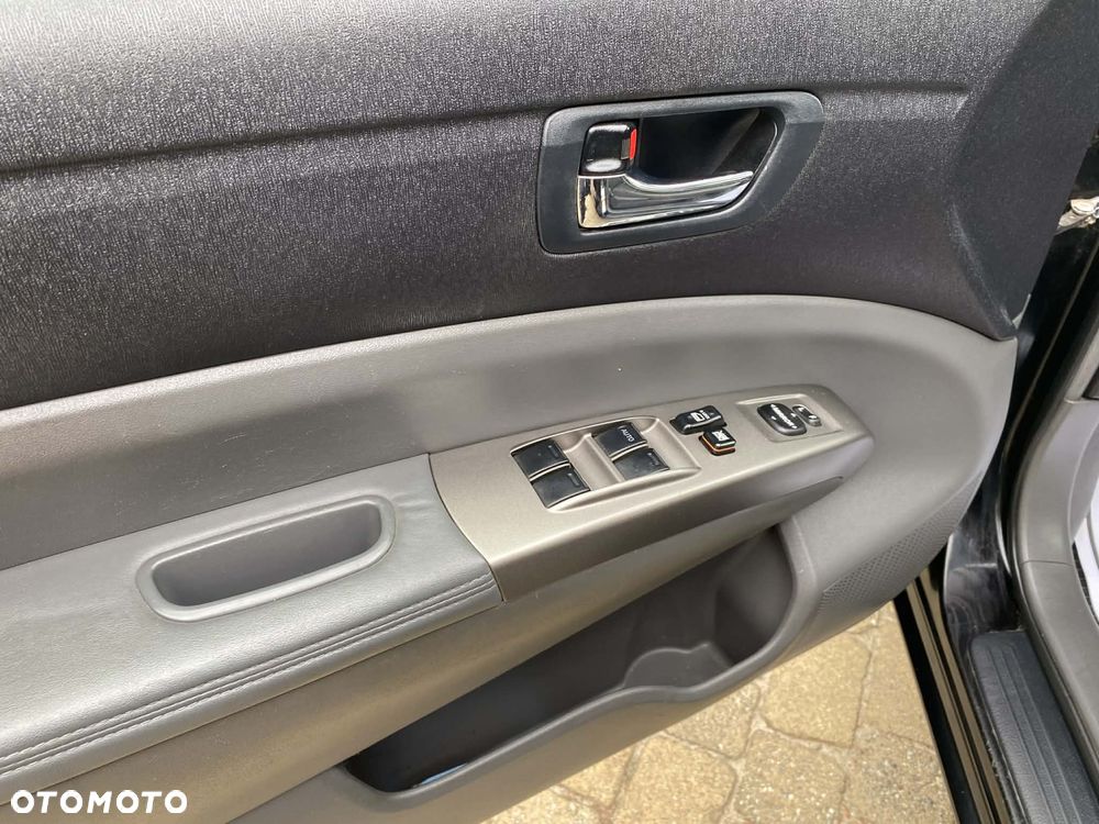 Toyota Prius 1.5 VVT-i Sol - 10