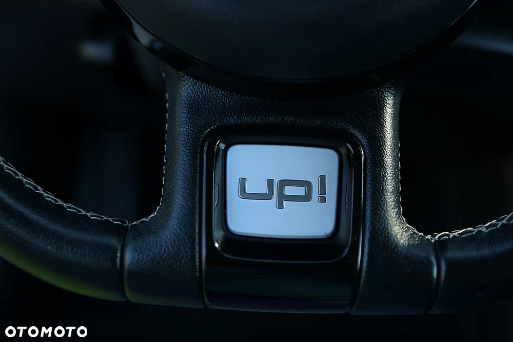 Volkswagen up! - 36