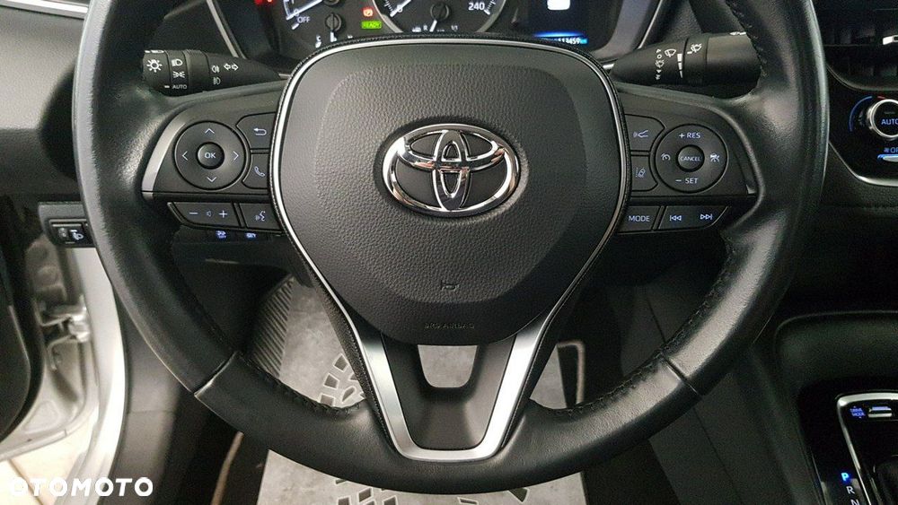 Toyota Corolla 1.8 Hybrid Comfort - 22