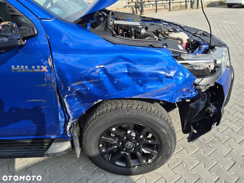Toyota Hilux 2.8 D-4D Double Cab Invincible Sport 4x4 - 22