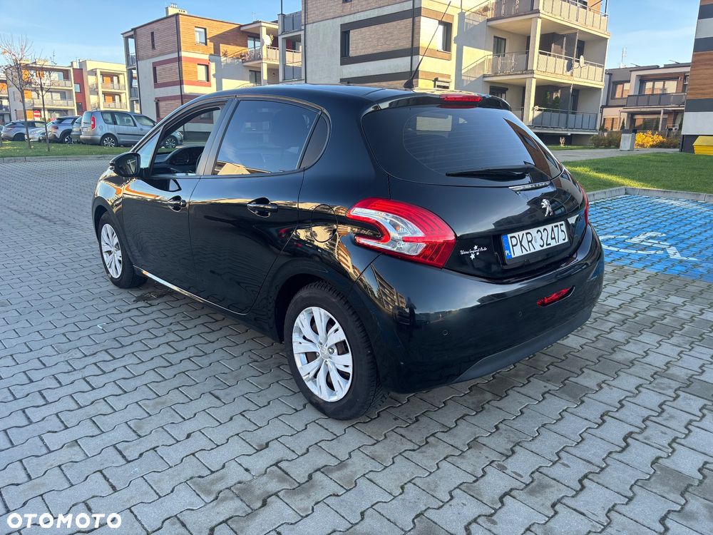 Peugeot 208 1.4 HDi Active - 6