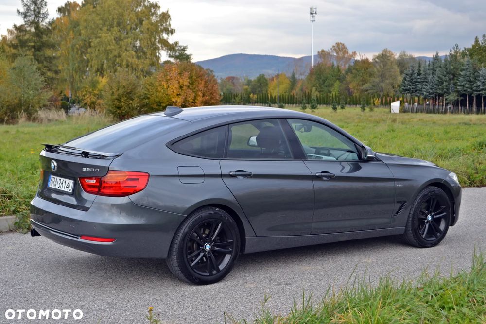 BMW 3GT 320d xDrive GT Sport-Aut - 2