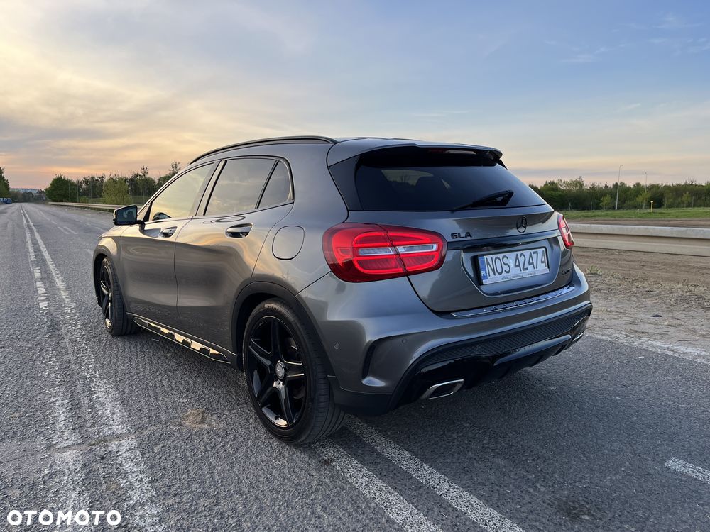Mercedes-Benz GLA 200 (CDI) d 4Matic 7G-DCT AMG Line - 8