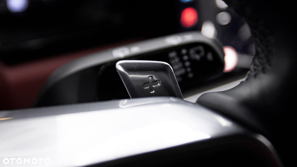 Porsche Cayenne Platinum Edition - 26
