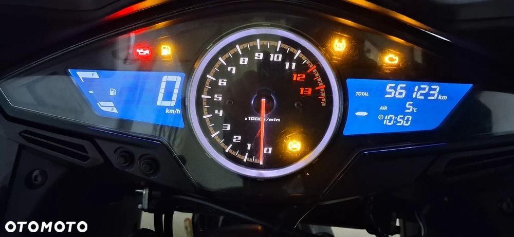 Honda VFR - 15