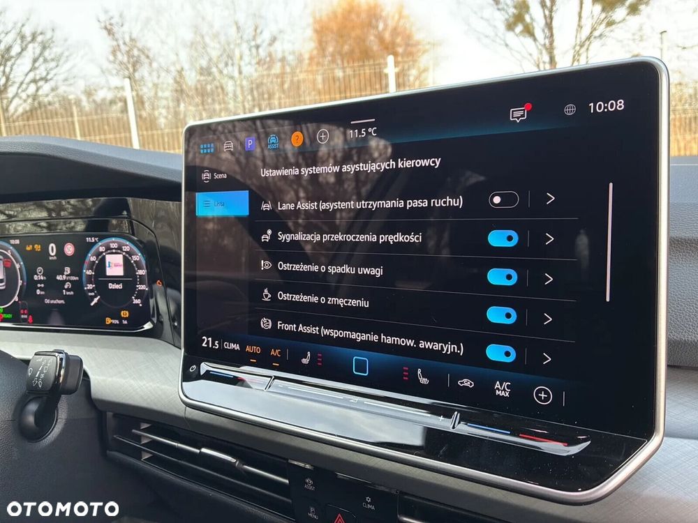 Volkswagen Golf Variant - 18