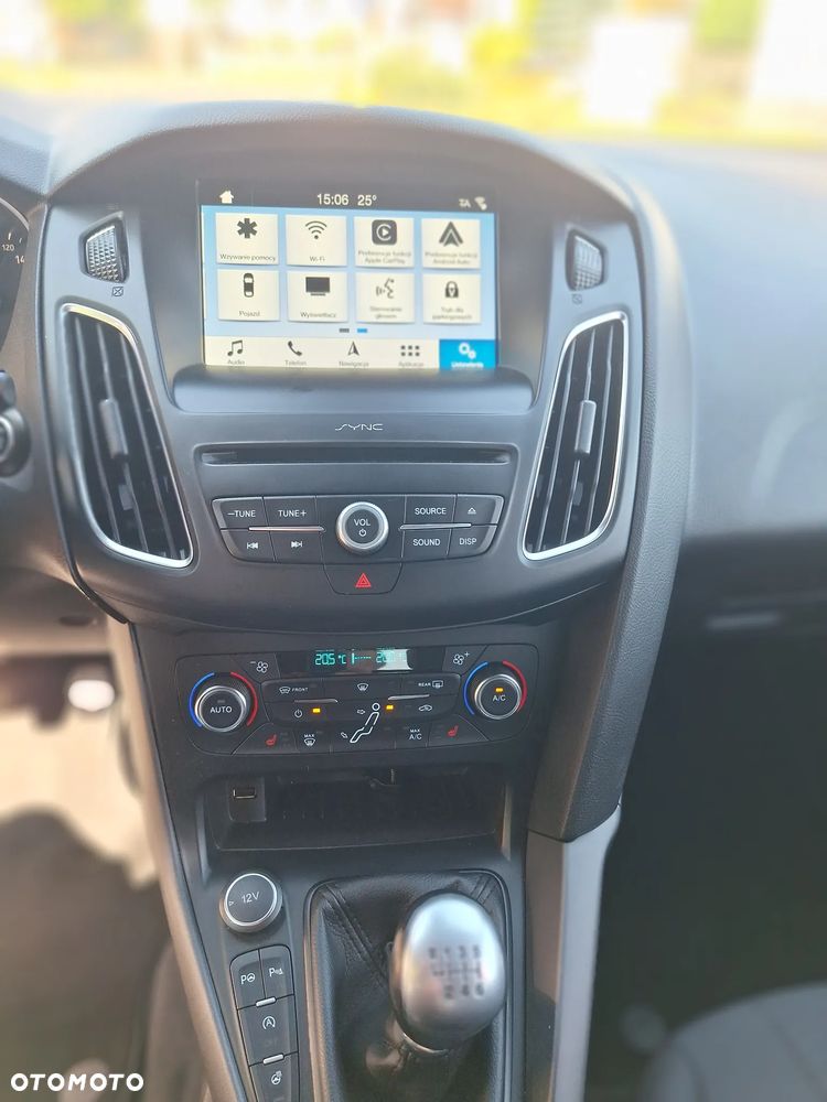 Ford Focus 1.5 EcoBoost ST-Line Black ASS - 25