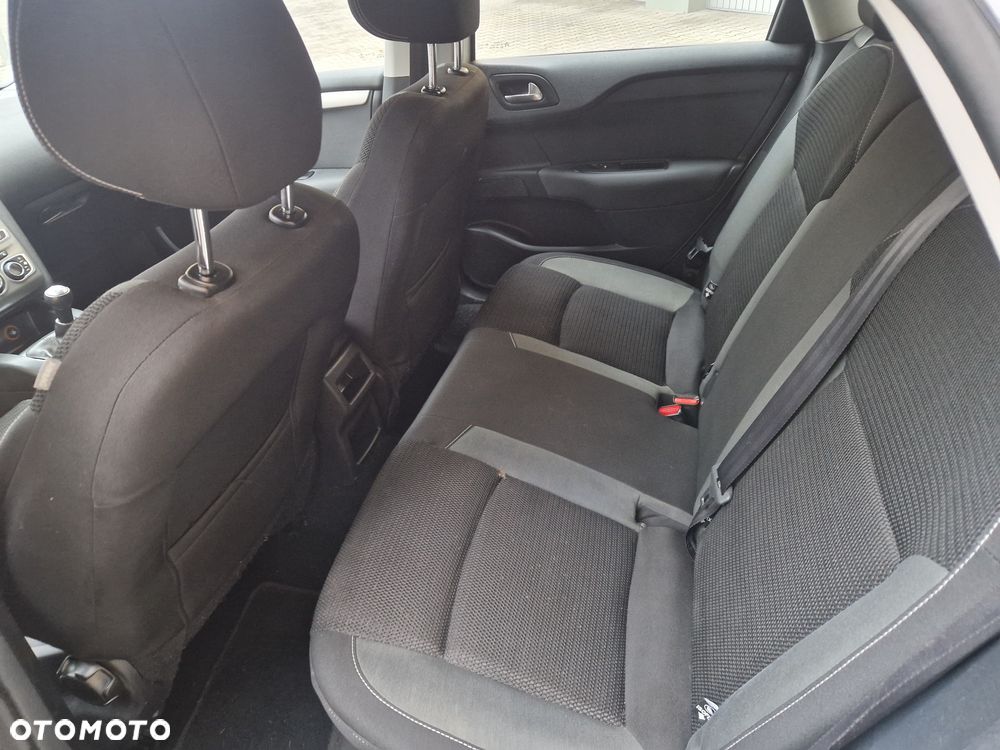 Citroën C4 1.6 HDi Feel - 33