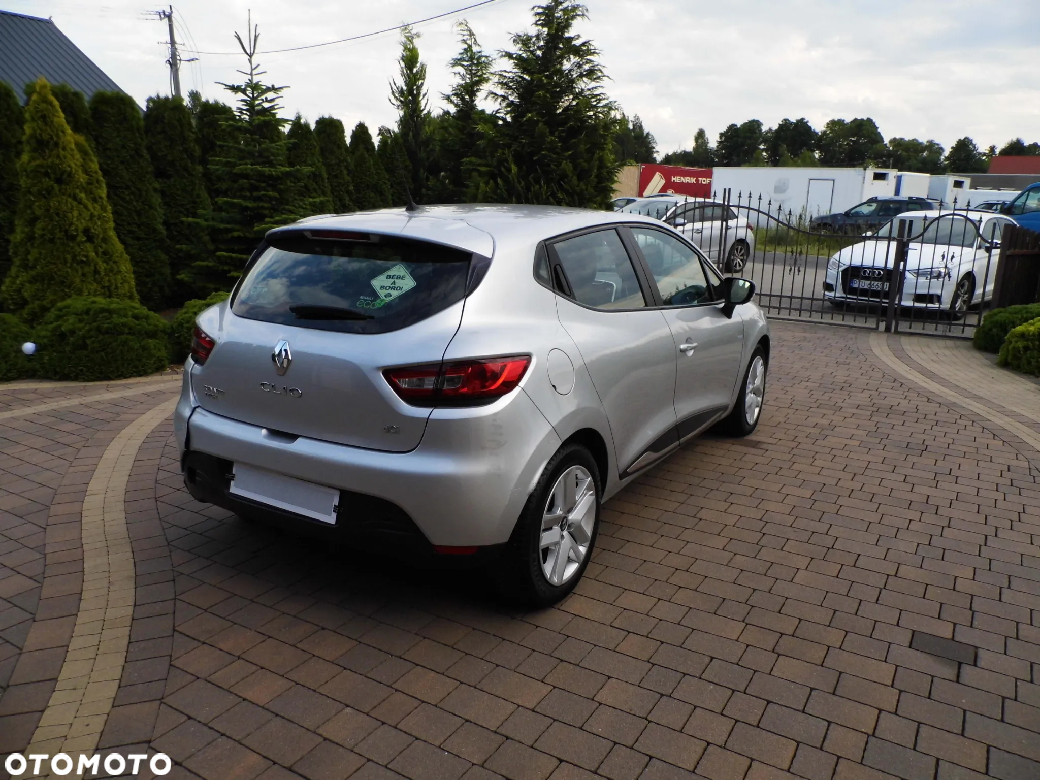Renault Clio - 9