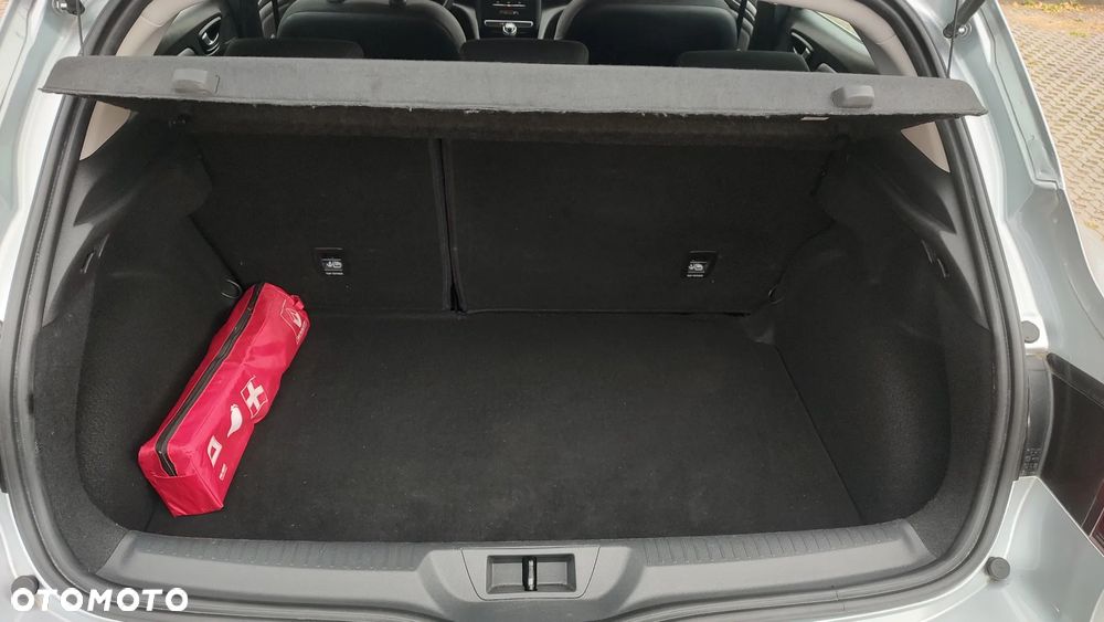 Renault Megane 1.3 TCe FAP Zen - 37