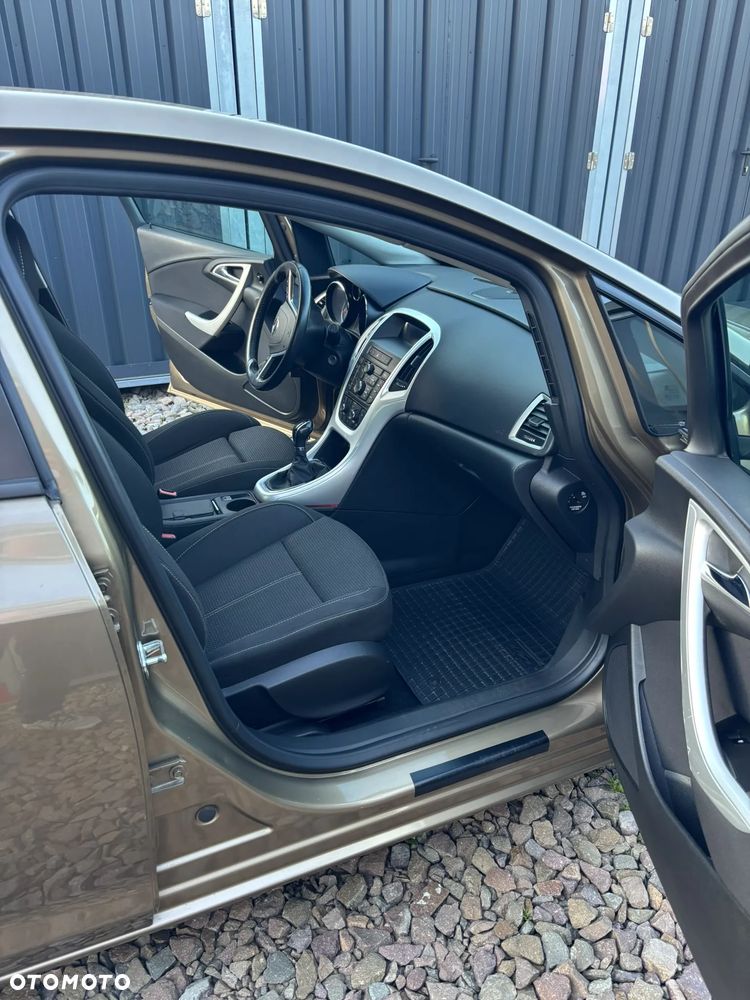 Opel Astra 1.4 T Active - 9