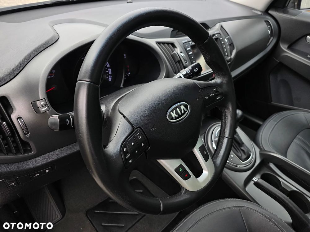 Kia Sportage 2.0 XL 2WD - 17