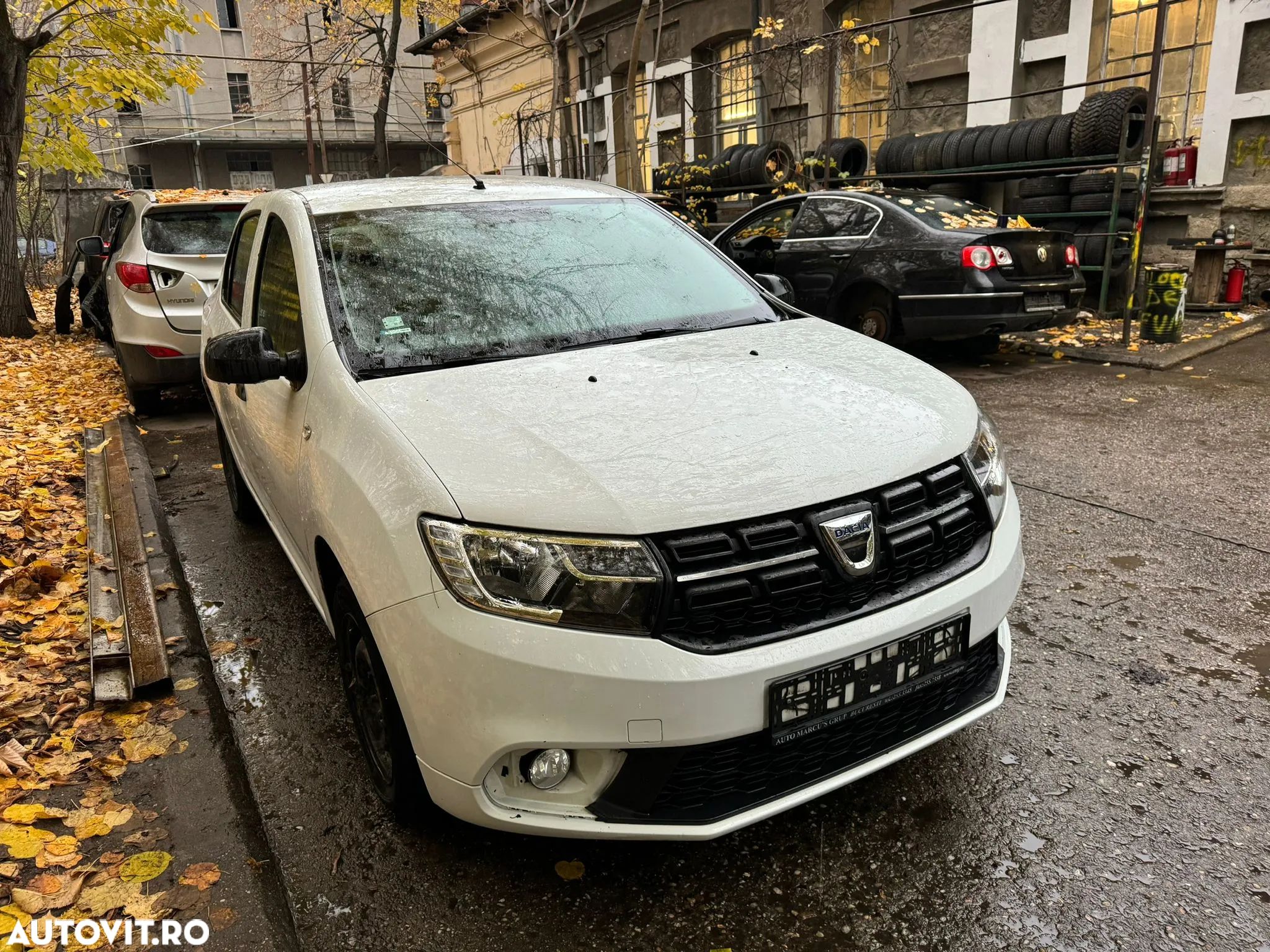 Dezmembrez Dacia Logan II facelift  2018 1.0 SCE alb OV369 - 1