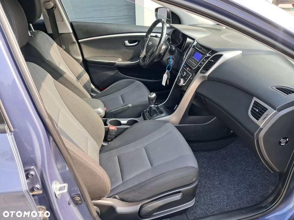 Hyundai i30 - 25