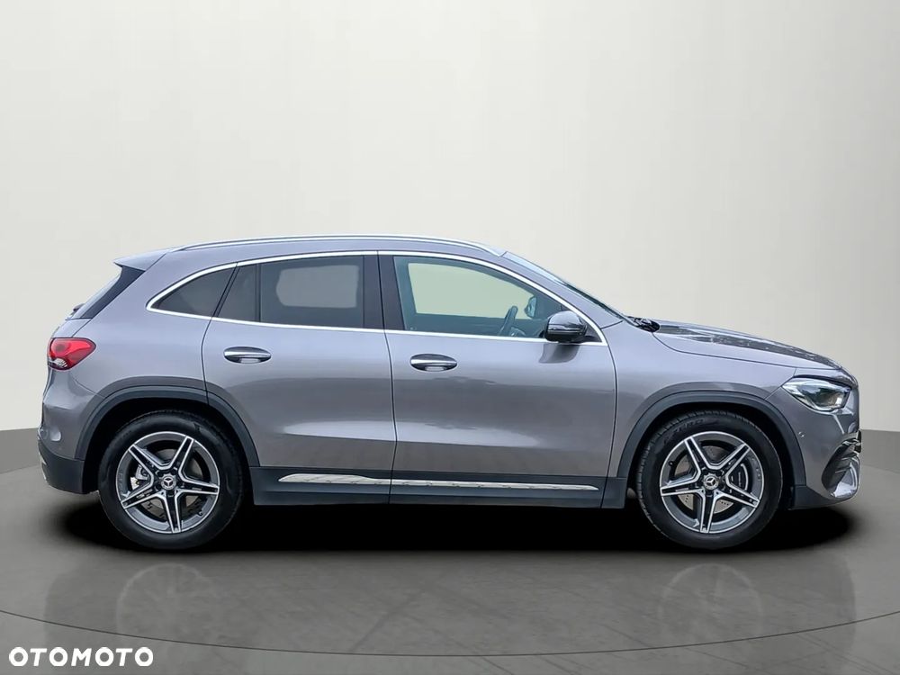 Mercedes-Benz GLA 250 AMG Line - 6