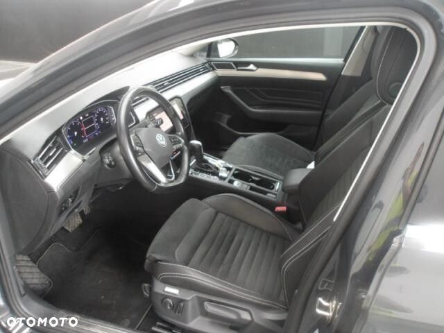 Volkswagen Passat - 3