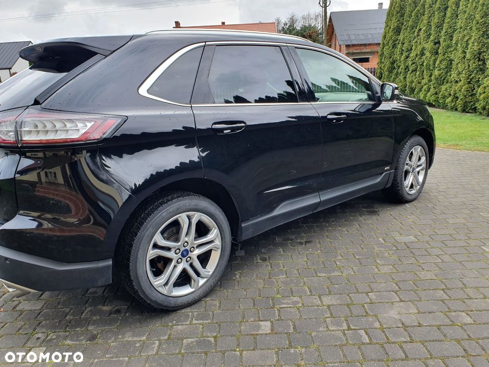 Ford Edge 2.0 TDCi Twin-Turbo 4WD Titanium - 2