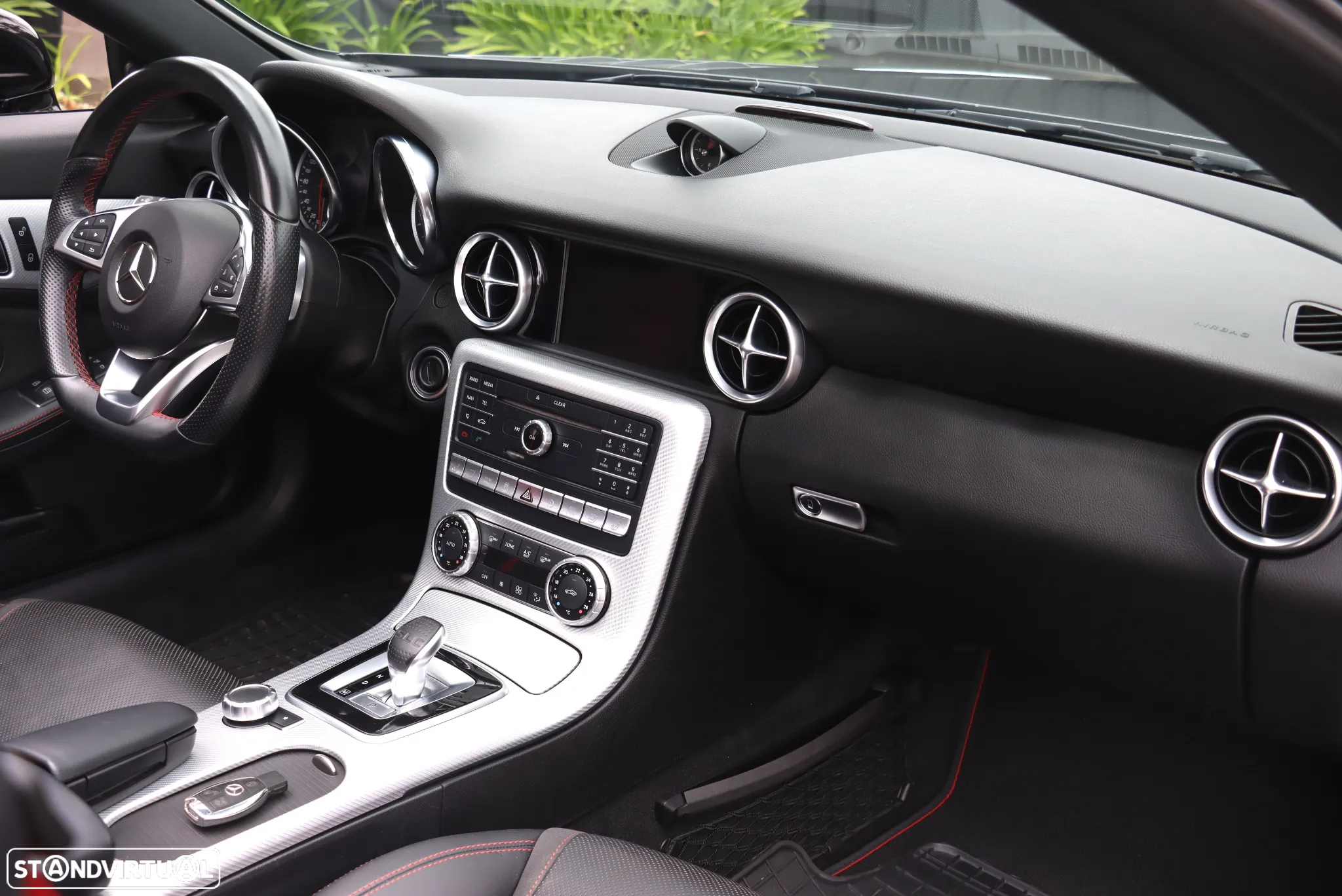 Mercedes-Benz SLC 43 AMG 9G-TRONIC - 33