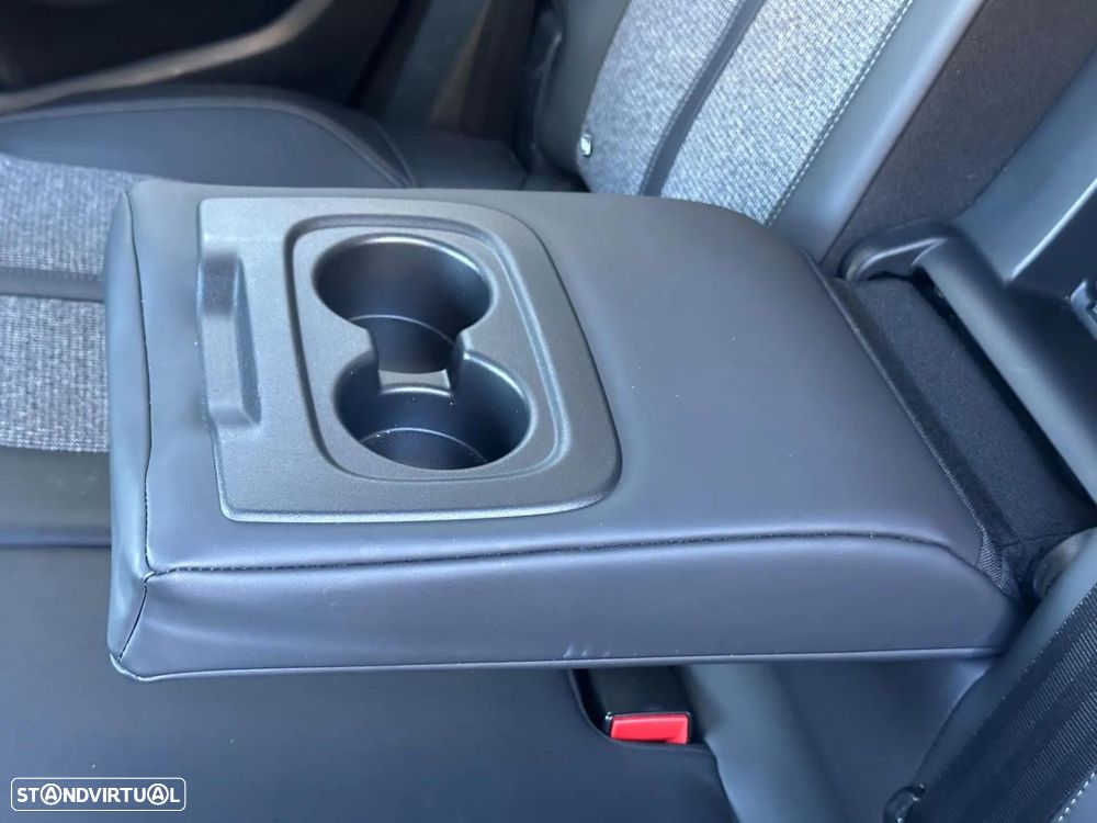Peugeot 3008 PureTech 130 Stop & Start GPF EAT8 Allure - 18
