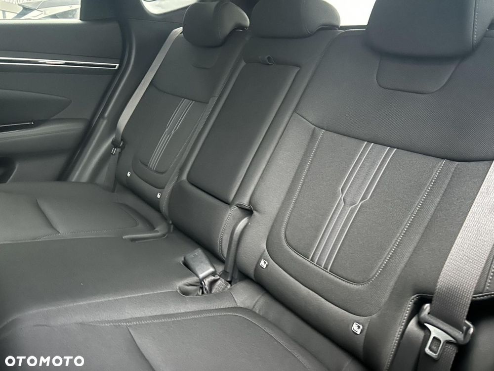 Hyundai Tucson 1.6 T-GDi Executive 2WD - 13