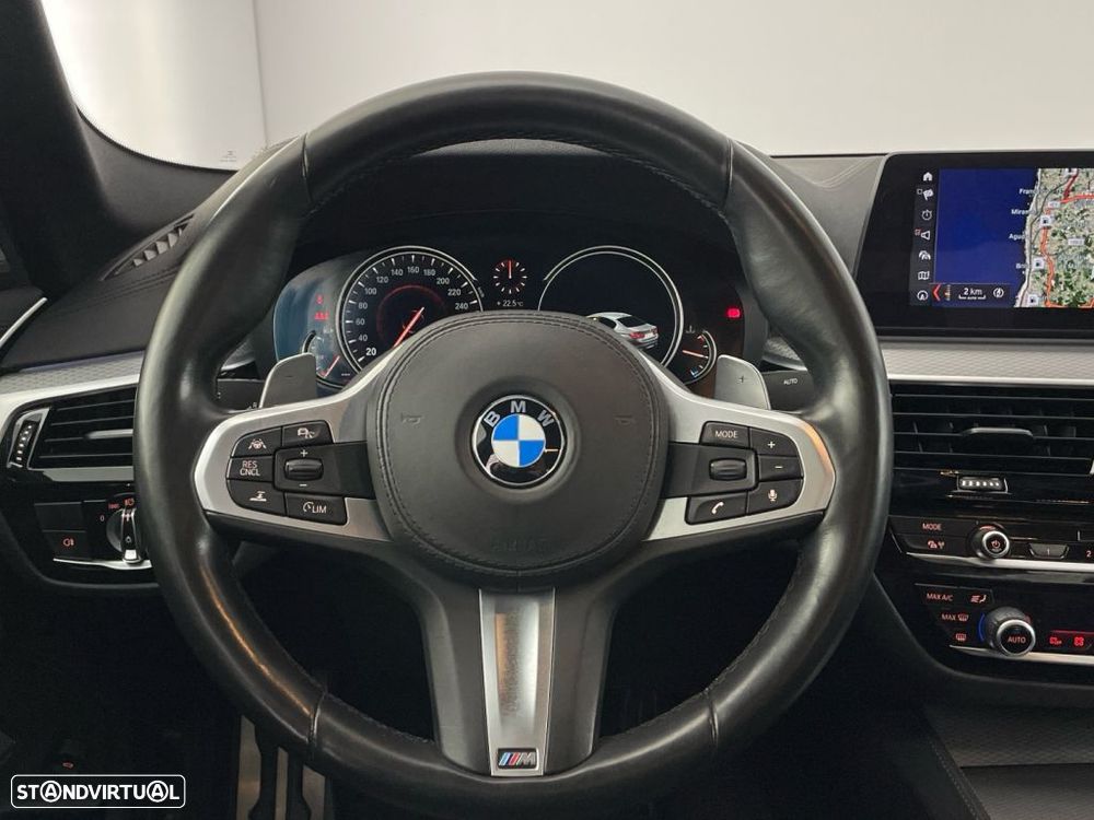 BMW 550 i xDrive Auto - 14